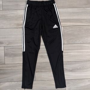 🥁 Adidas Primegreen AeroReady Work Out Pants